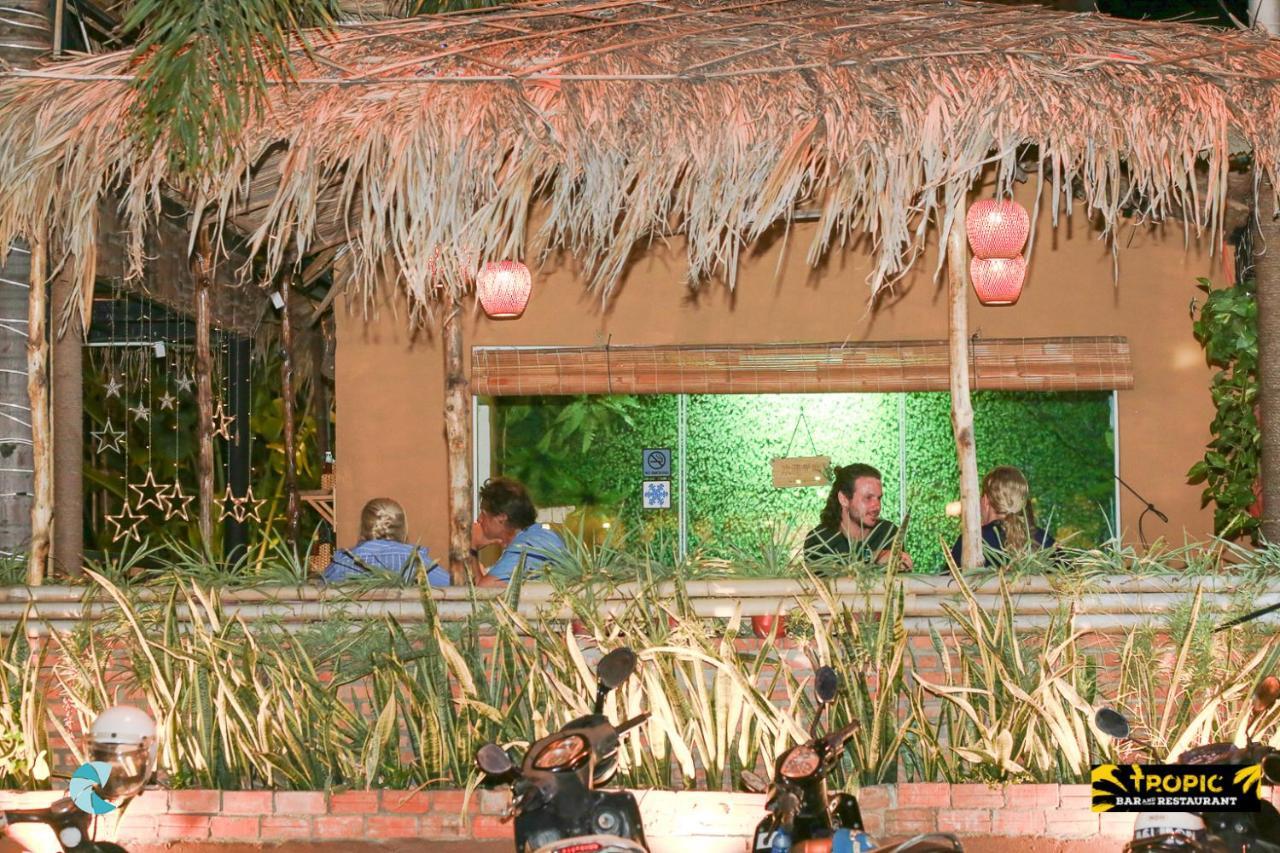 Tropic Hostel And Restaurant Phan Thiet Exterior photo